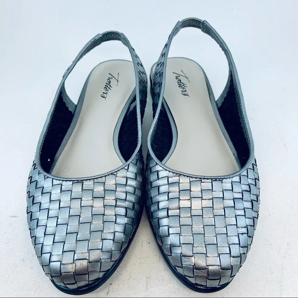Trotters Pewter Metallic Silver Woven Lucy Slingbacks Flats, size 7.5 WIDE - Picture 2 of 10